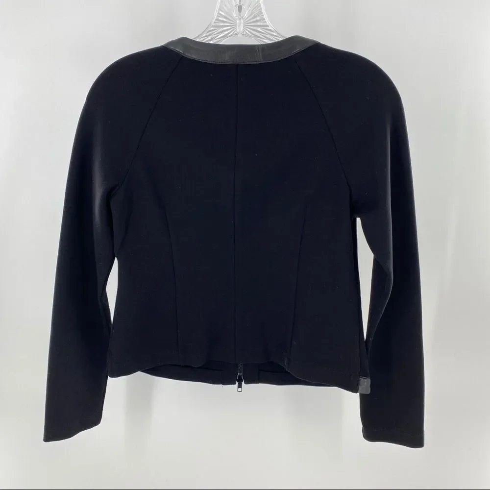 Black Jacket - Picture 2 of 9